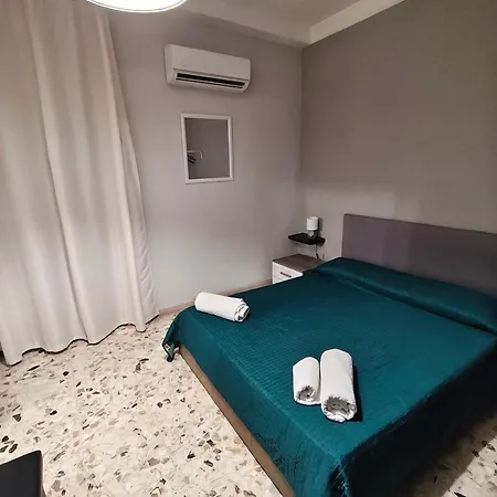 فندق مبيت وإفطار Etnea Gioeni House كاتانيا