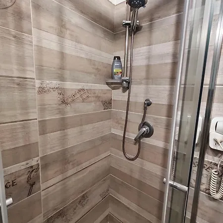 فندق مبيت وإفطار Etnea Gioeni House 4*